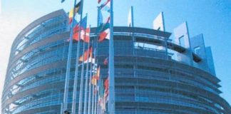 Diktat Ue: ultima chance per il salvataggio della Grecia