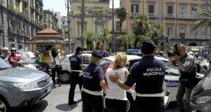 Intasca tangente, in cella funzionaria comunale