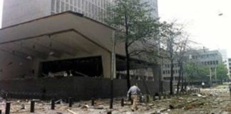 Norvegia: bomba devasta sede ufficio ministro, morti e feriti