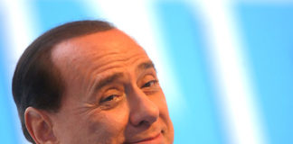 Manovra, scompare tassa ricchi: altro colpo a pensioni