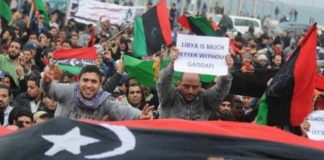 Libia, i ribelli lanciano l’offensiva per liberare Tripoli