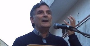 Sfiducia a Vetrella, sì di Fabozzi: trasporti nel caos