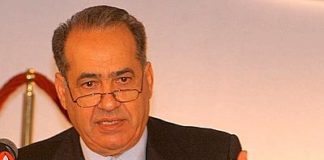 Pisanu: “Governo di larghe intese”. Pdl in rivolta