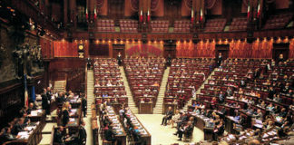 Manovra, riammessi gli emendamenti sul Tfr e sul salario minimo