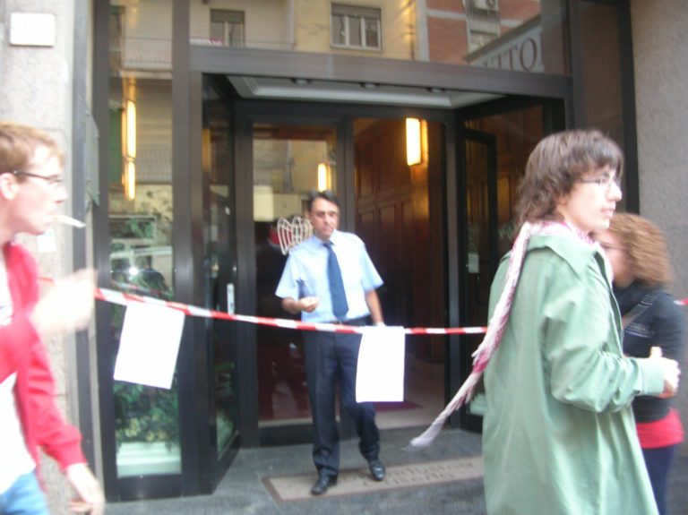 Studenti in corteo, ‘sigillata’ Confindustria