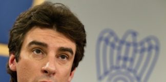 Giovani industriali: governo inadeguato, serve nuovo leader