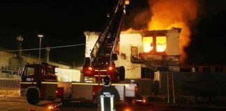 Rapina con spray urticante, presi due romeni a Salerno