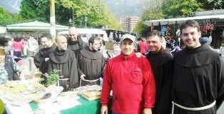 Francescani alla Fiera di San Martino