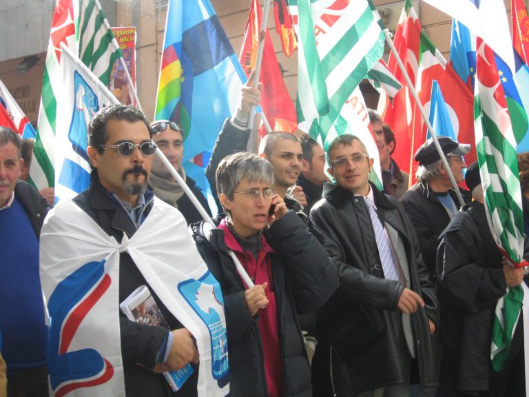 Stop al decreto Salva Italia, riuscito lo sciopero