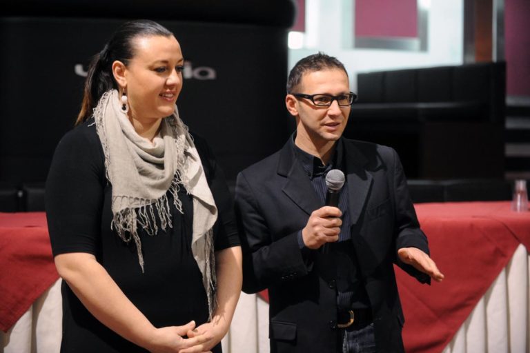 Beneficenza, presentato calendario giornaliste