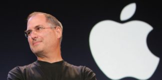 Non si farà bambola Steve Jobs in dolcevita e jeans