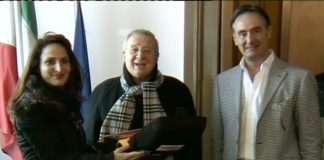 La Senesi dona un defibrillatore all’Opg