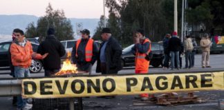 Sicilia in ginocchio, prosegue protesta dei “forconi”