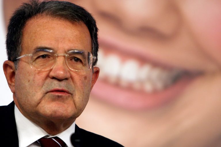 Ufficiale Prodi si ritira e chiede assunzione responsabilità