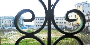 Progetto parcheggio errato, comune vuole i danni