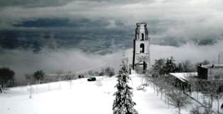 Neve, convento isolato: intervengono i forestali