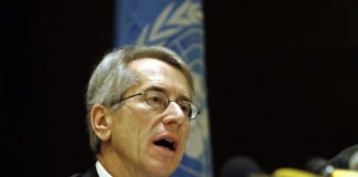 Il gruppo Piaggio investe in Asia, Monti plaude