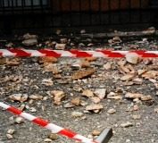 Si staccano calcinacci, paura all’Ospedale Civile
