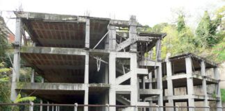 Ecomostro Arenella, Capodanno chiede lumi