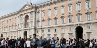 100mila poesie invadono il centro di Caserta