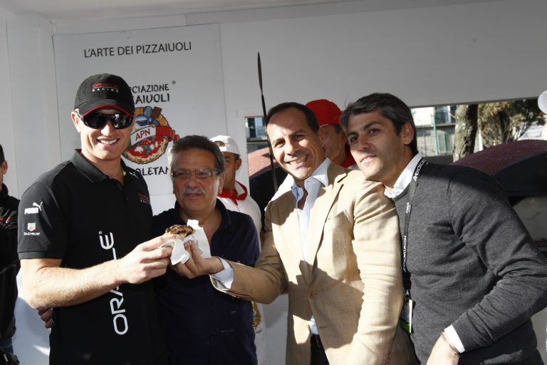 America’ Cup, Napoli abbraccia Oracle