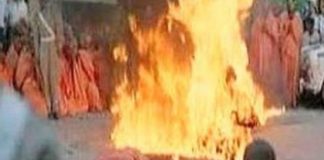 Repressione in Tibet, due ventenni si danno fuoco