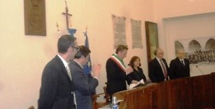 Assise, subito scontro maggioranza-opposizione