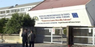 Attentato Brindisi, scontro politico su movente