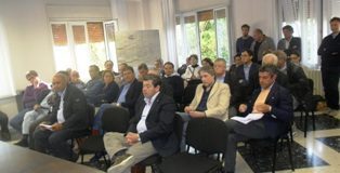 Trasferimento personale, consorzio ad Avvocatura Regionale