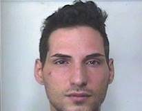 Scippi a raffica, arrestata giovane coppia