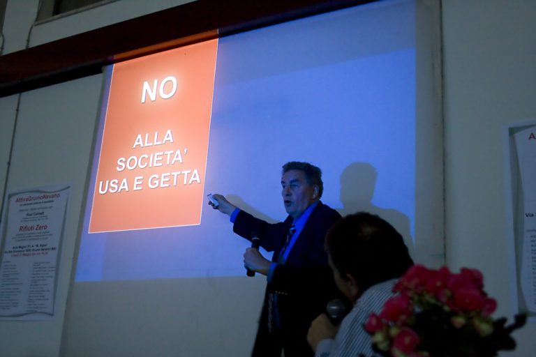 Rifiuti zero, associazioni incontrano Paul Connet