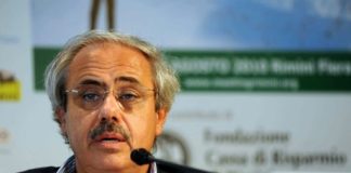 Sicilia, Lombardo si dimette: voto a ottobre