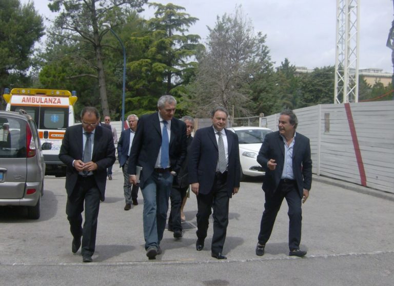 Ospedali, Caputo: burocrazia non ostacoli la sanità
