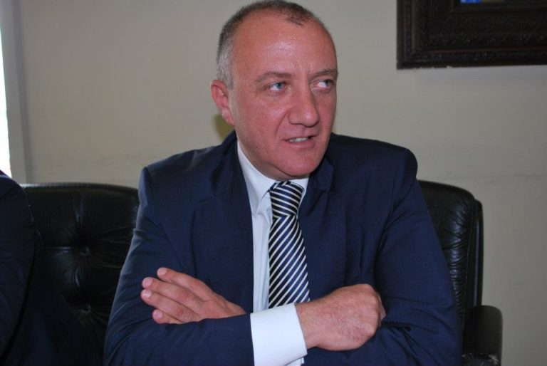 Bilancio, Capasso promuove l’assessore Rossi