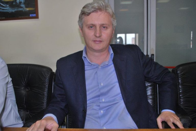 Accuse Pdl, la minoranza  solidale con Stabile