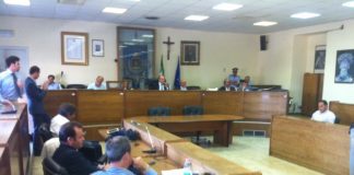 Commissioni, scontro e conta tra Pdl e Noi Aversani