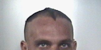 Pretendeva soldi da prostituta, arrestato