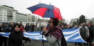 Grecia: tagli per 13,5 mld, Samaras chiede tempo