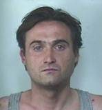 Portava il cane a spasso ma era ai domiciliari