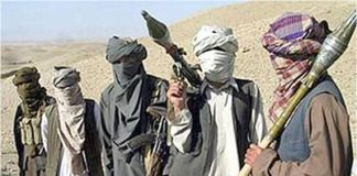 Infiltrati Talebani, epurati centinaia soldati Kabul