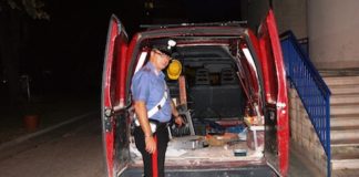 Ritrovato furgone con arnesi per lo scasso