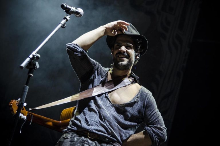 Mannarino a Caserta, ecco l’album del concerto