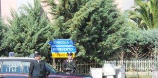 Percosse all’ex moglie, arrestato 47enne