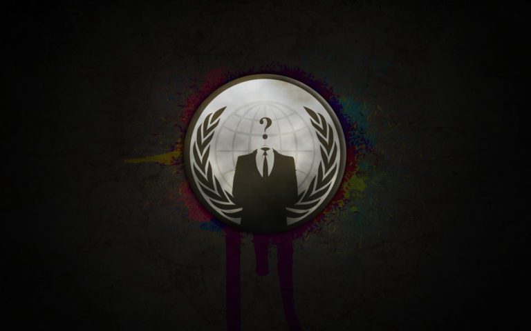 Anonymous attacca siti del governo greco