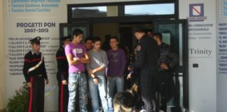 Droga: non solo repressione, carabinieri a scuola