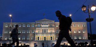 Crisi, in Grecia al tri 4800 statali da licenziare