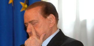 Patologia agli occhi, Berlusconi ricoverato al S. Raffaele