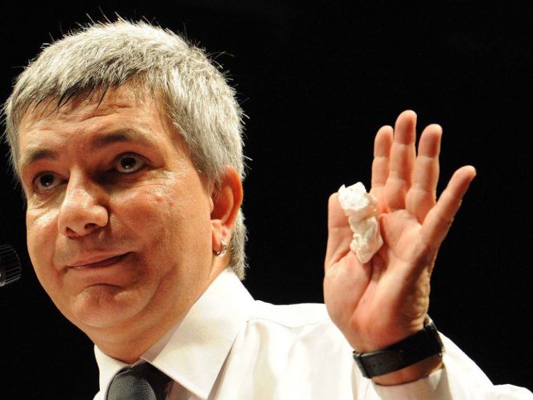 Vendola: Pd ha tradito ora si torni a Rodotà