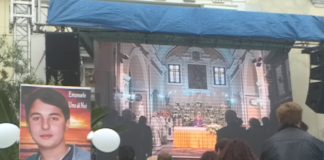 Pescopagano, il mare avanza e distrugge lidi e case (foto)