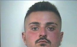 Gagliardi: un voto a noi per rompere nettamente col passato